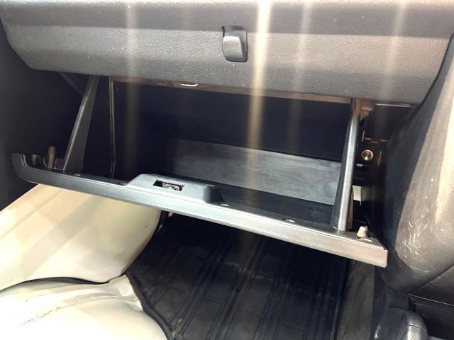 SUBARU SAMBAR truck 4WD 2017