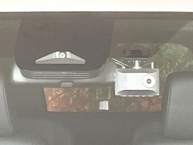 TOYOTA VOXY HYBRID 2025