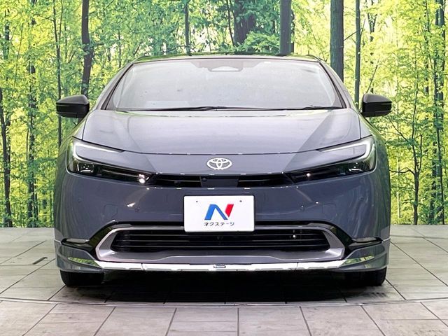 TOYOTA PRIUS 4WD 2023