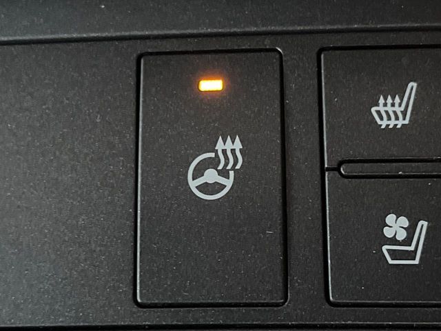 TOYOTA LEXUS RC200t 2016