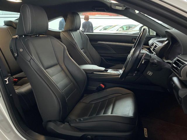 TOYOTA LEXUS RC200t 2016