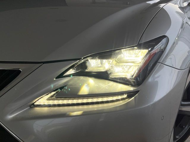 TOYOTA LEXUS RC200t 2016