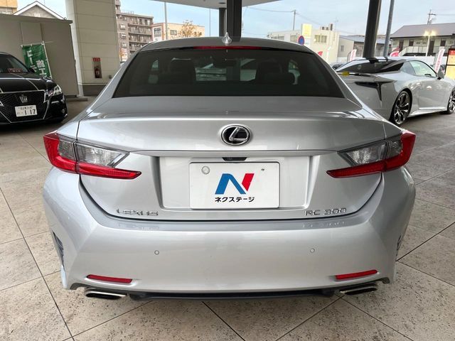 TOYOTA LEXUS RC200t 2016