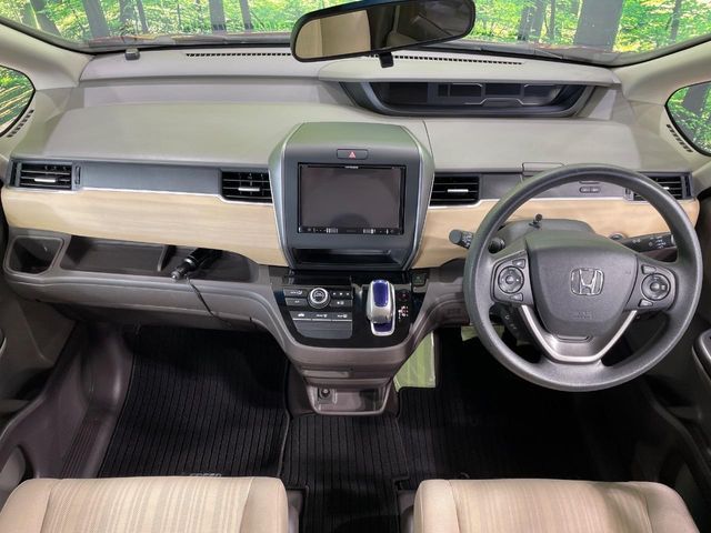 HONDA FREED HYBRID 2018