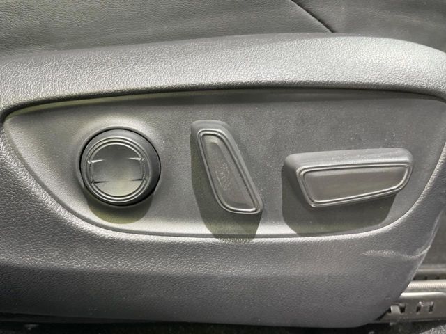 TOYOTA HARRIER 2WD 2023