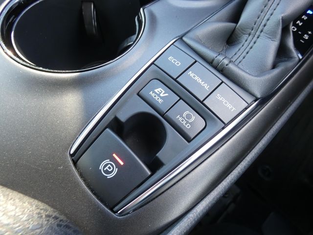 TOYOTA CAMRY HYBRID 2021