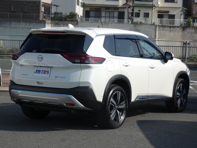 NISSAN X-TRAIL HYBRID 4WD 2024