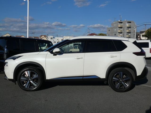 NISSAN X-TRAIL HYBRID 2WD 2023