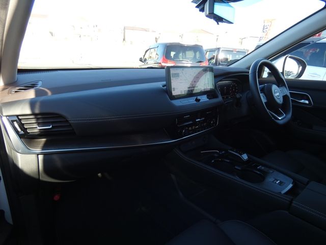 NISSAN X-TRAIL HYBRID 2WD 2023