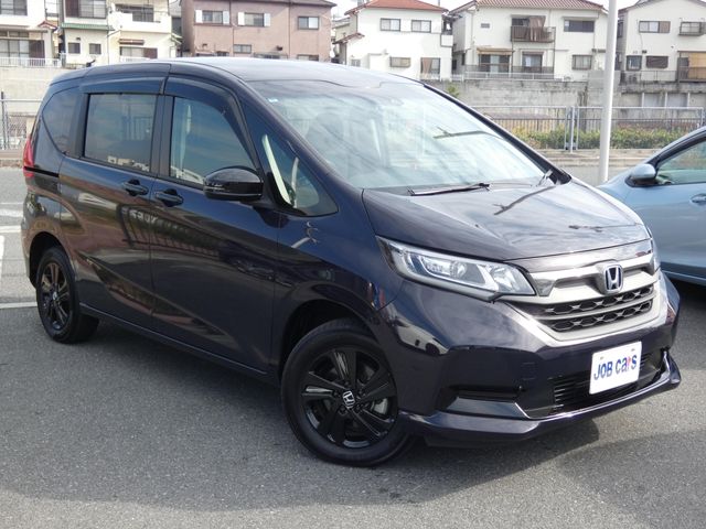 HONDA FREED plus HYBRID 4WD 2023