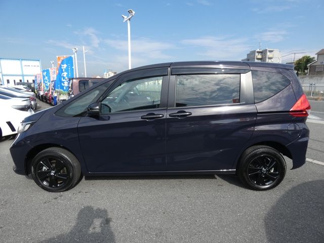 HONDA FREED plus HYBRID 4WD 2023