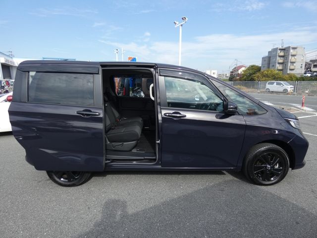 HONDA FREED plus HYBRID 4WD 2023