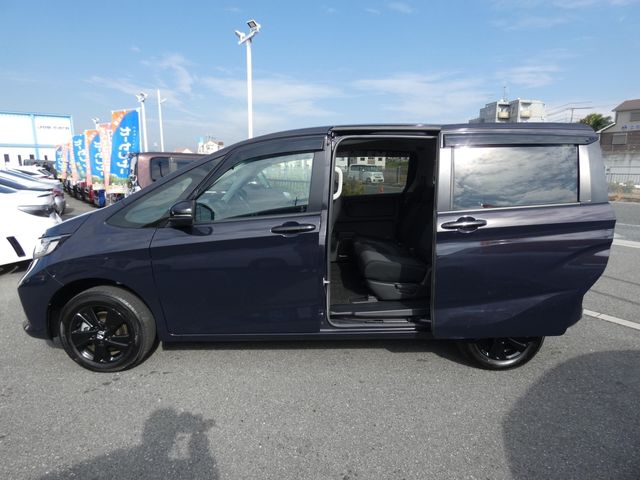 HONDA FREED plus HYBRID 4WD 2023