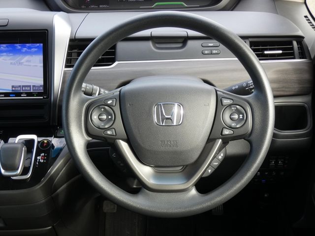 HONDA FREED plus HYBRID 4WD 2023