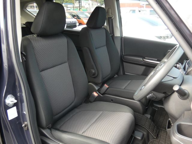 HONDA FREED plus HYBRID 4WD 2023