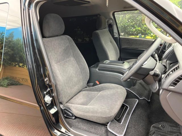 TOYOTA HIACE wagon 2023