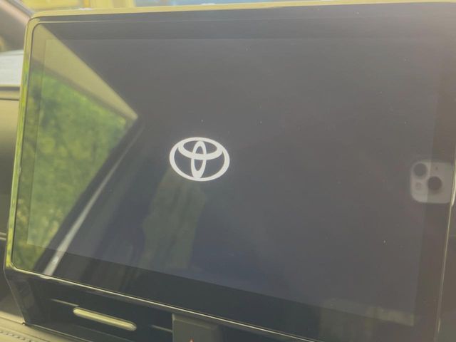 TOYOTA VOXY HYBRID 2025