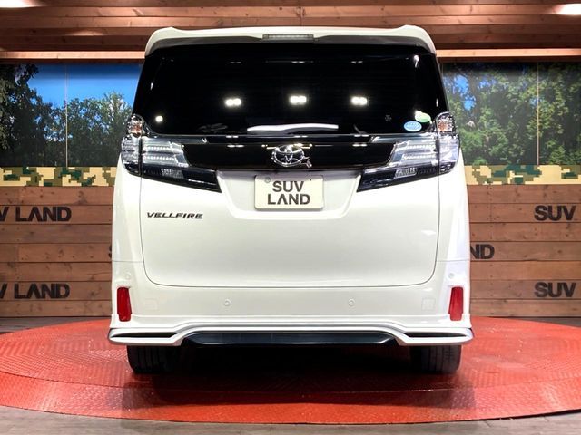 TOYOTA VELLFIRE 2017