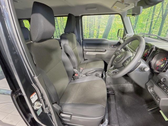 SUZUKI JIMNY NOMADE 2025