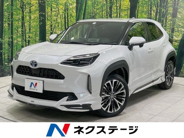 TOYOTA YARIS CROSS HYBRID 2023