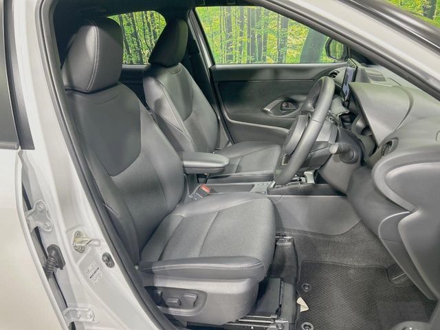 TOYOTA YARIS CROSS HYBRID 2025