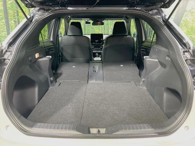 TOYOTA YARIS CROSS HYBRID 2025