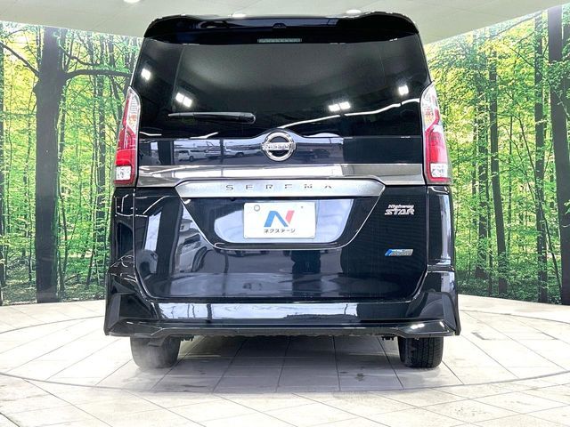 NISSAN SERENA  S-HYBRID 2017