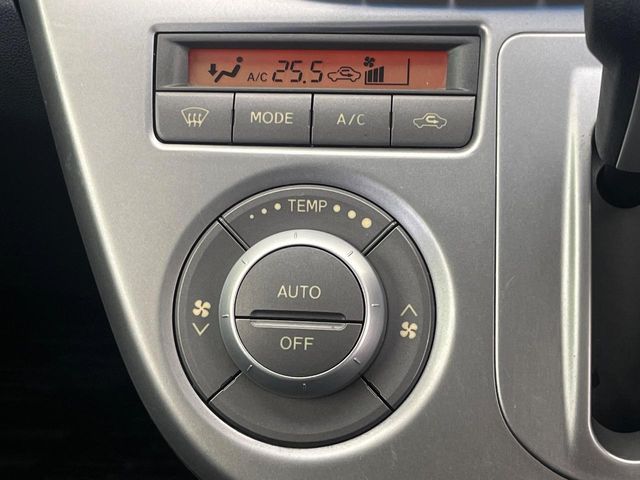 DAIHATSU MOVE CUSTOM 2009