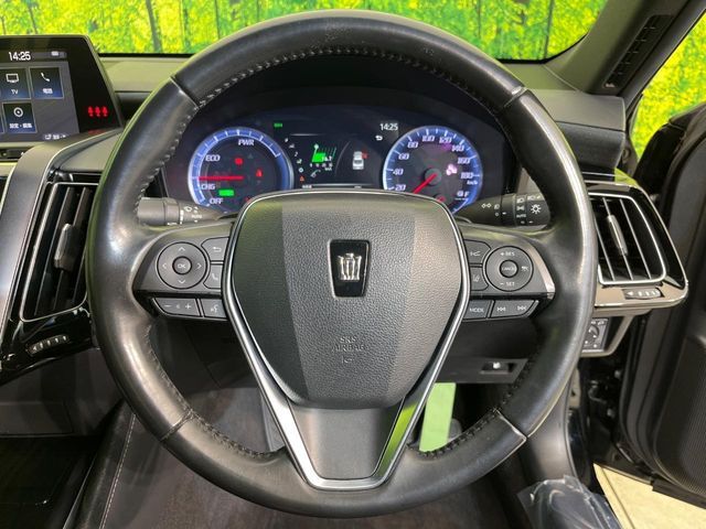 TOYOTA CROWN sedan hybrid 2019