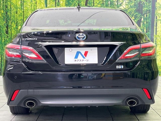 TOYOTA CROWN sedan hybrid 2019