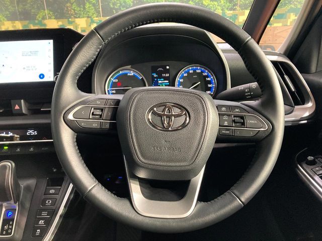 TOYOTA NOAH HYBRID 2023