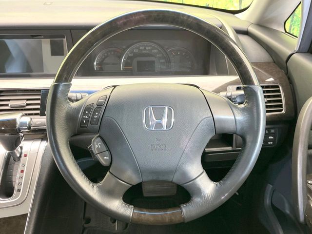 HONDA ELYSION PRESTIGE 2011