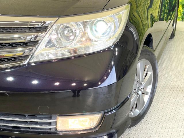 HONDA ELYSION PRESTIGE 2011