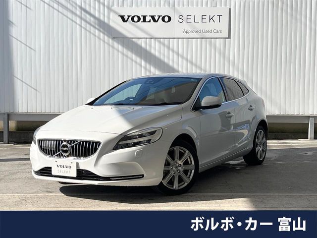 VOLVO VOLVO V40 2016 