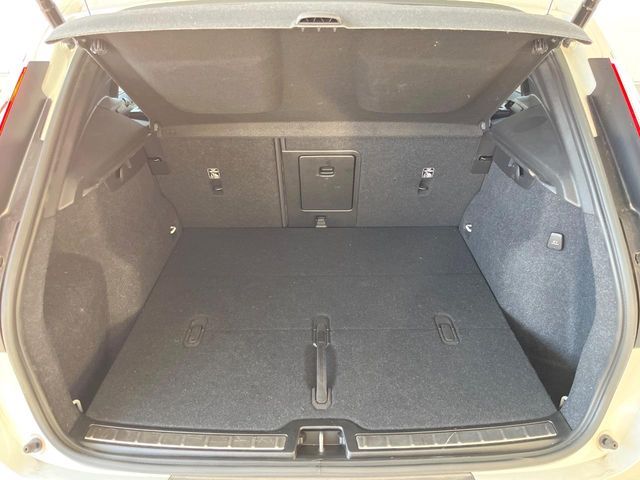 VOLVO VOLVO XC40 2022