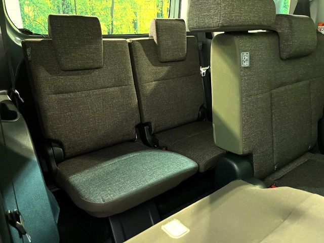 TOYOTA SIENTA HYBRID 2022