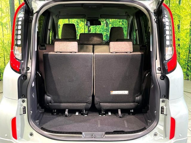 TOYOTA SIENTA HYBRID 2022