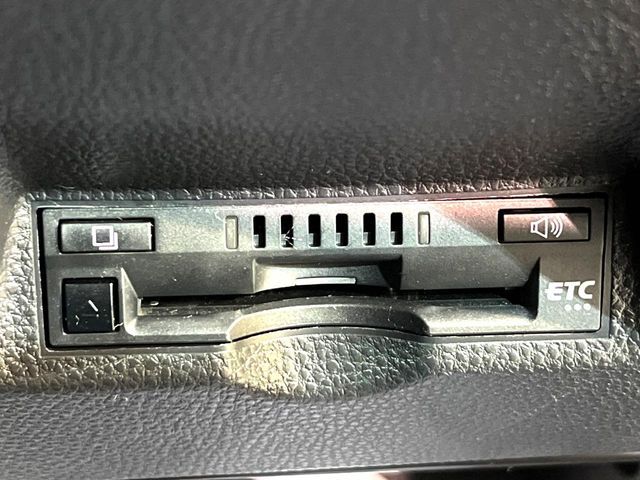 TOYOTA YARIS HYBRID 2022