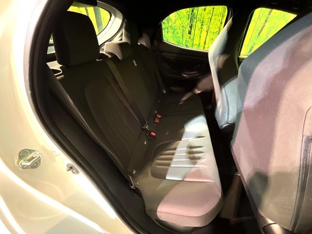 TOYOTA YARIS HYBRID 2022