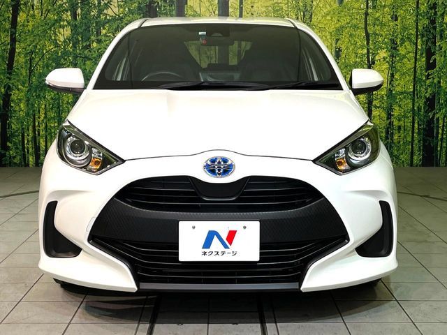 TOYOTA YARIS HYBRID 2022