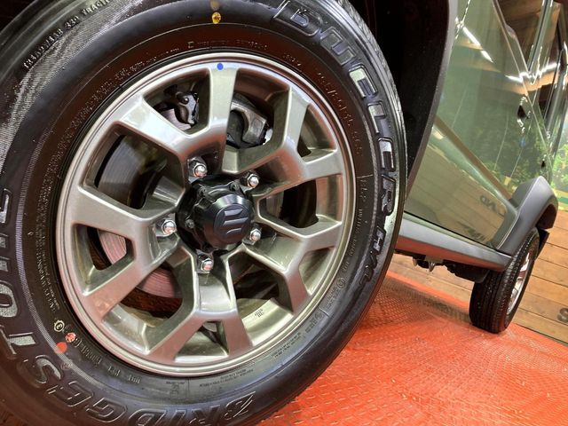 SUZUKI JIMNY NOMADE 2025