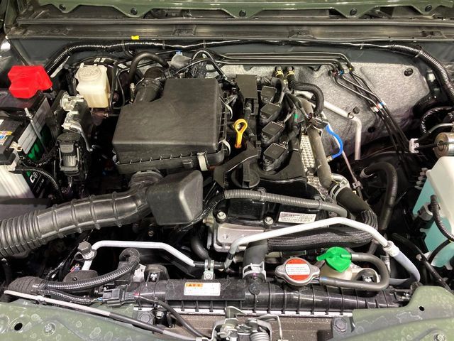 SUZUKI JIMNY NOMADE 2025