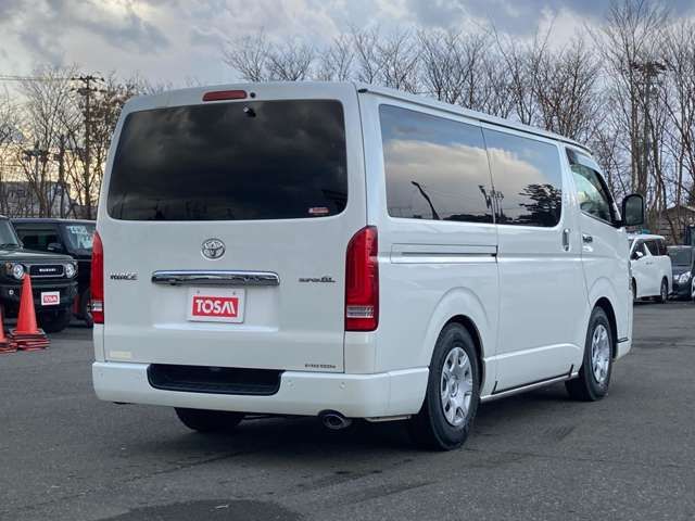 TOYOTA HIACE van 4WD 2022