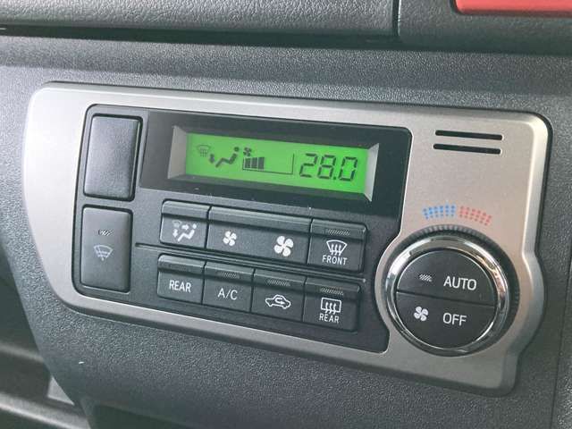 TOYOTA HIACE van 4WD 2022