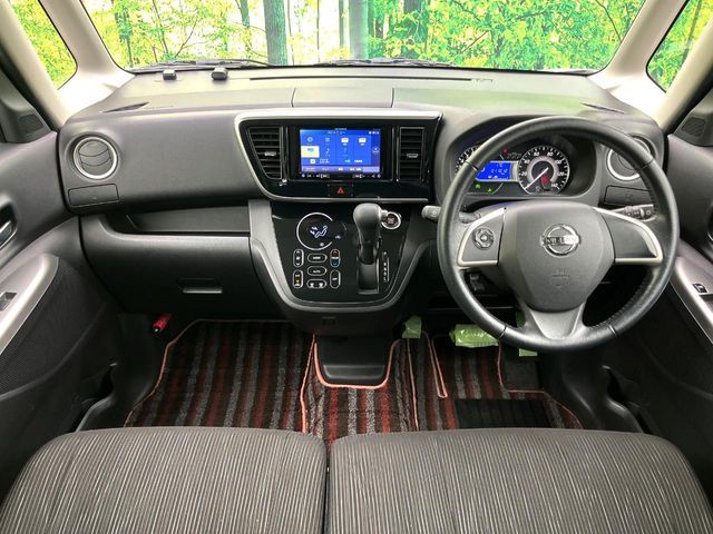 NISSAN DAYZ ROOX 2015