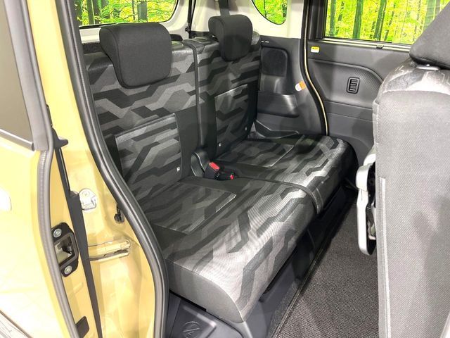 DAIHATSU TANTO FAN CROSS 4WD 2023