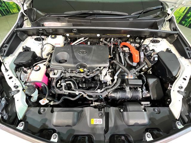 TOYOTA HARRIER HYBRID 2020