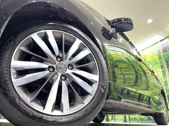 HONDA FIT HYBRID 2015