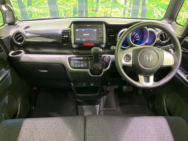 HONDA N BOX CUSTOM 2017