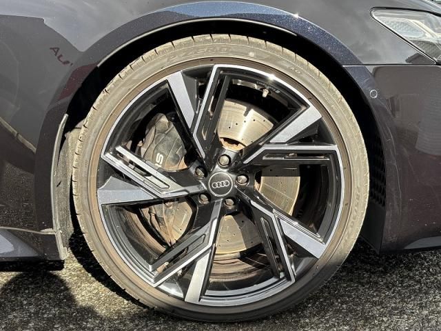 AUDI AUDI RS6 AVANT 2024